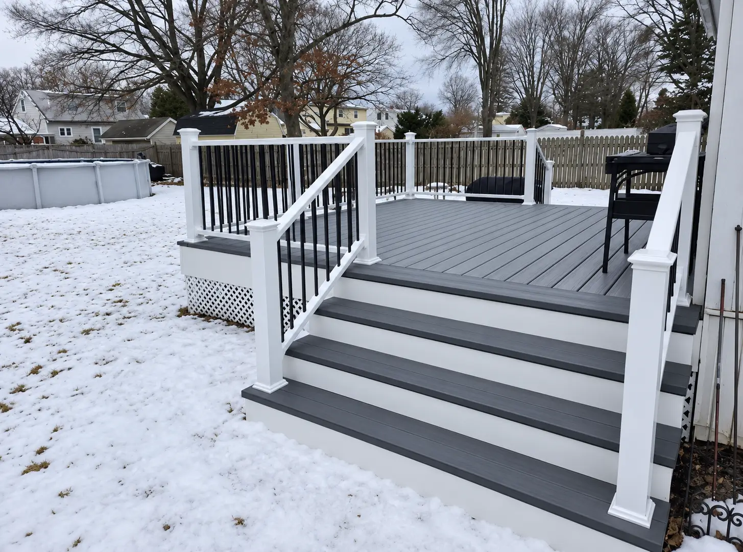 custom deck builder Rotterdam NY