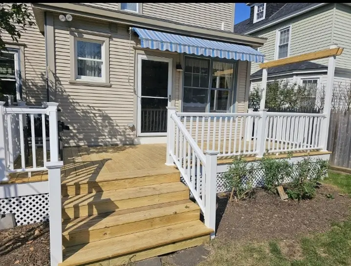 porch building Rotterdam NY