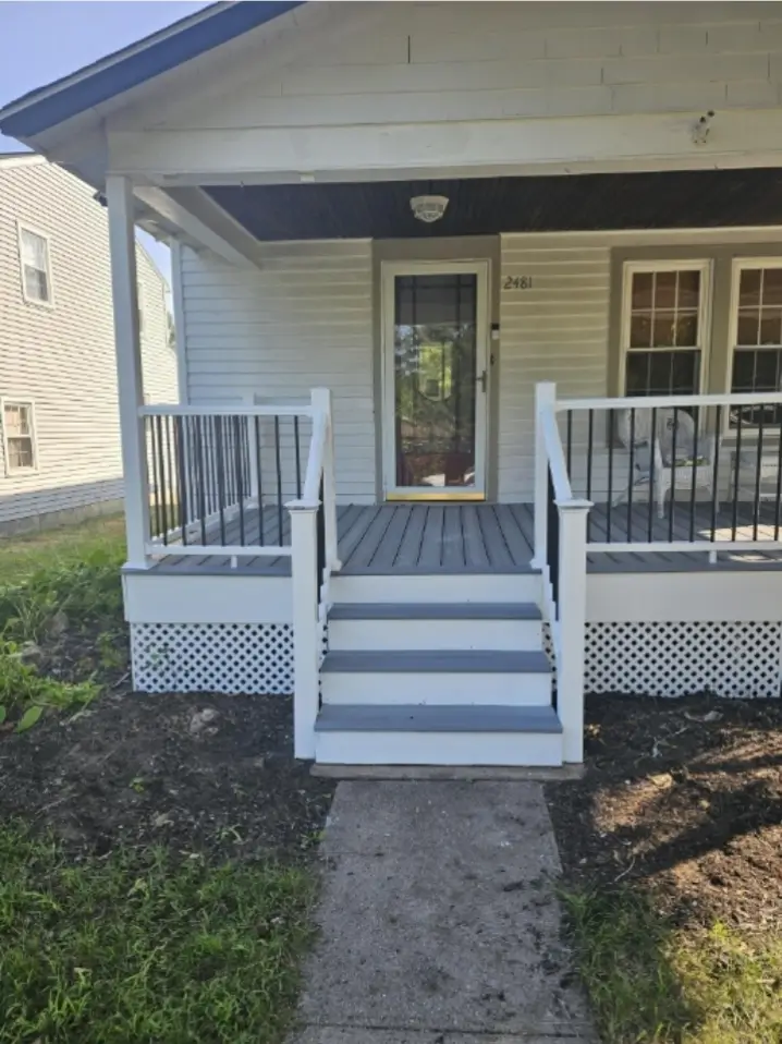 porch steps and railings Rotterdam NY